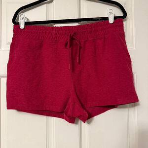 Beyond Yoga Space Dye Pink Shorts Size XL EUC